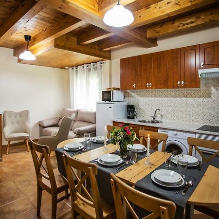 Onís El Campo Mateo Apartamentos מראה חיצוני תמונה
